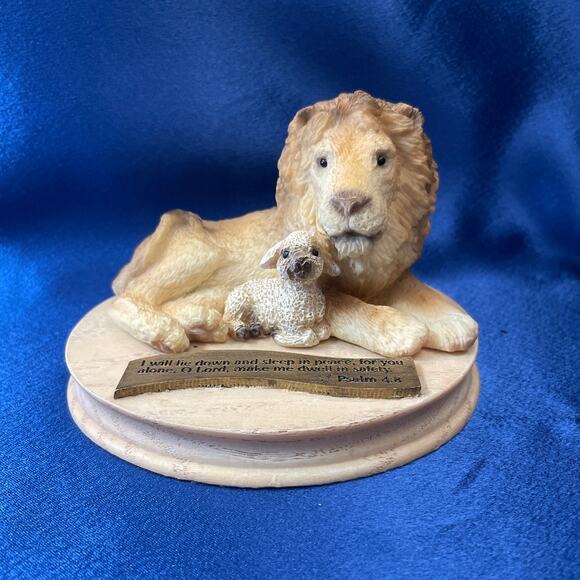 Spiritual Harvest Psalm 4:8 Lion and the Lamb Sculpture - Picture 1 of 7
